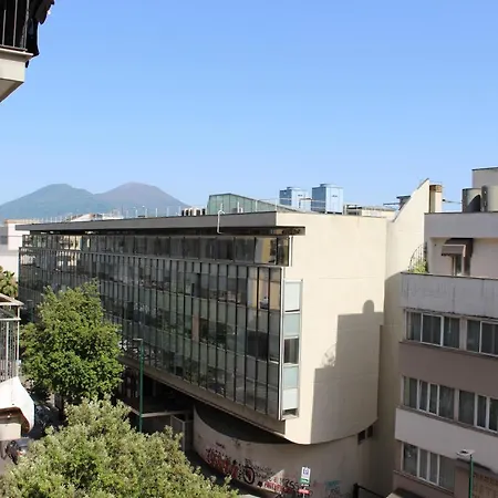 Nonna Angela نابولي